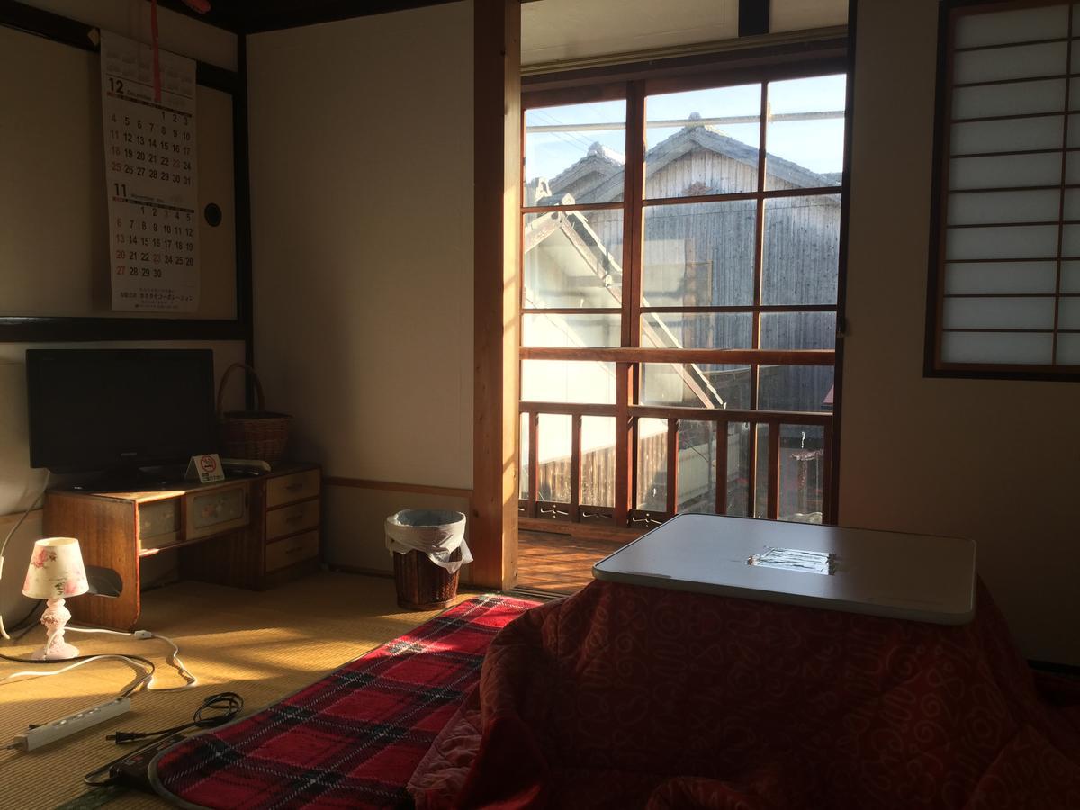 Bed and Breakfast Oyajino Umi Naoshima Exterior foto