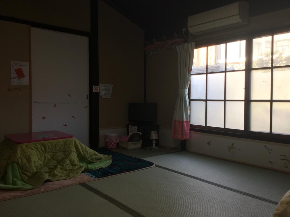 Bed and Breakfast Oyajino Umi Naoshima Exterior foto