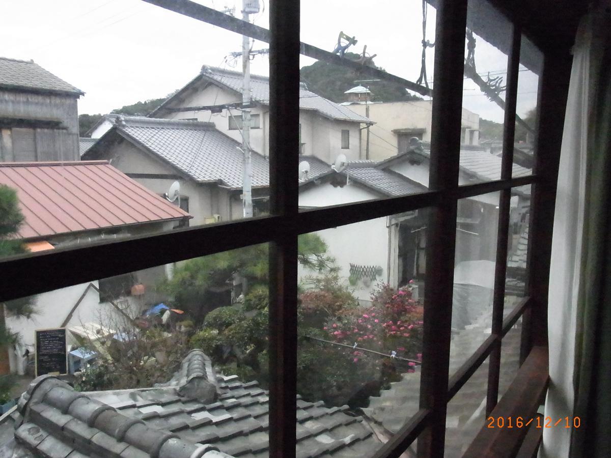 Bed and Breakfast Oyajino Umi Naoshima Exterior foto