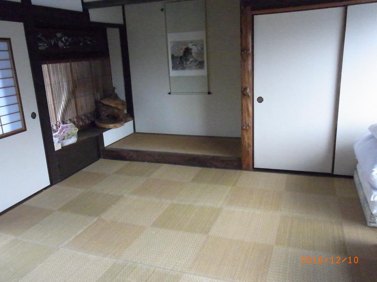 Bed and Breakfast Oyajino Umi Naoshima Exterior foto