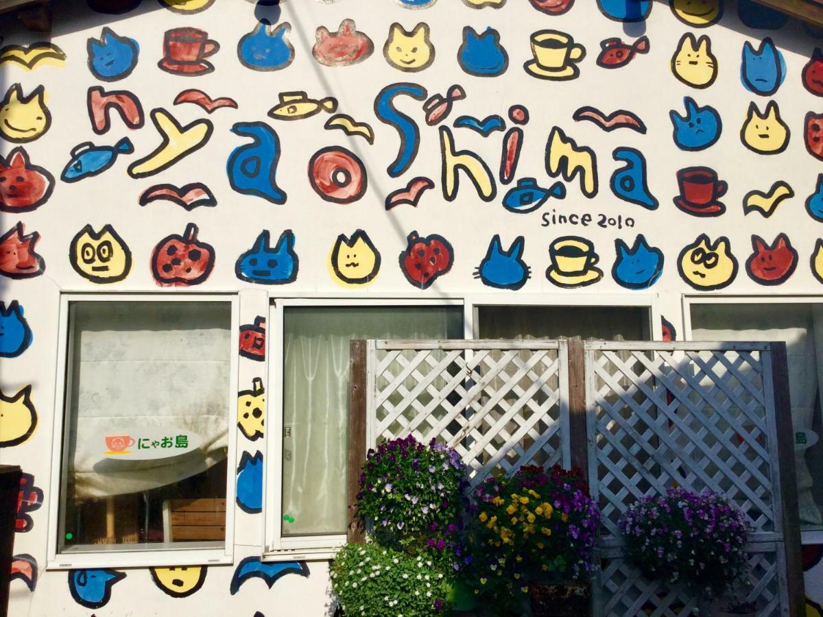 Bed and Breakfast Oyajino Umi Naoshima Exterior foto